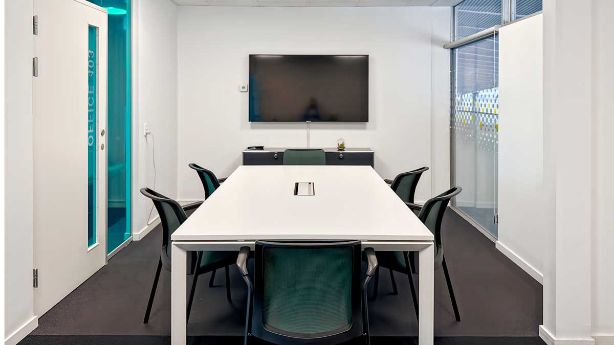 Book your next meeting here at Regus Express